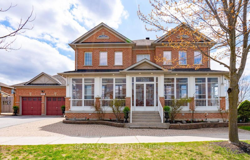 home for lease on 1001 Castlemore Avenue