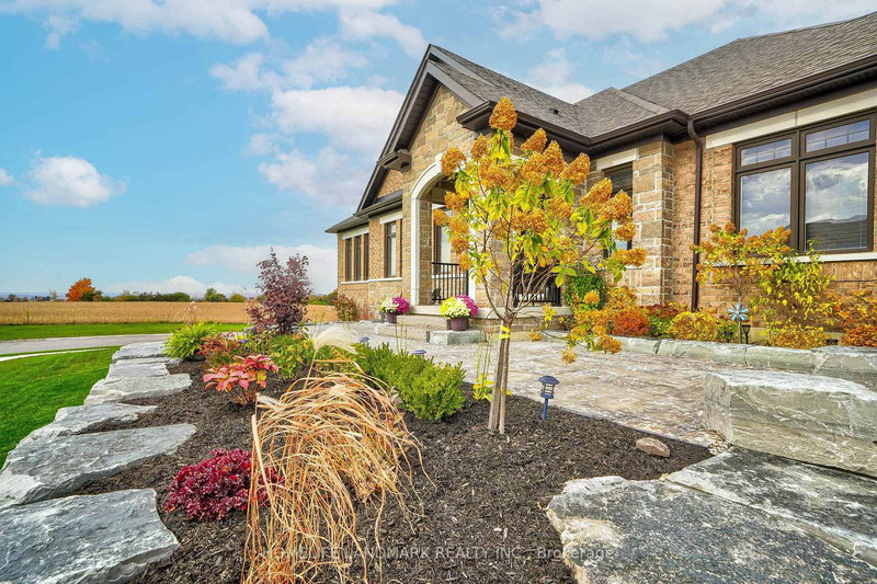 22 Stewart Cres, Essa, L0L 2N0 | Image 3