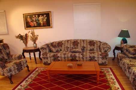 346 Castan Ave, Markham, L3R4S3 | Image 3