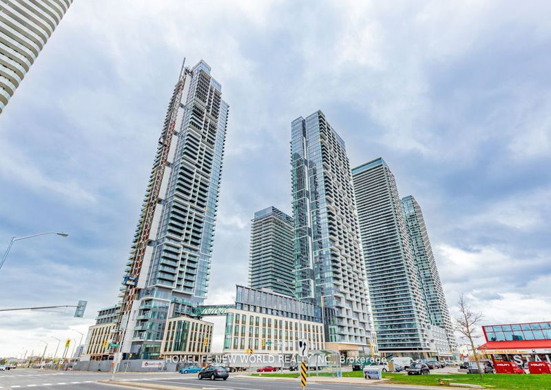 home for lease on 5511-7890 Jane Street
