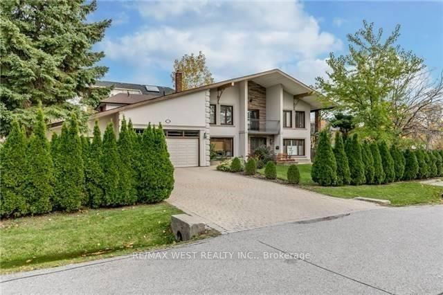 9 Campbell Avenue