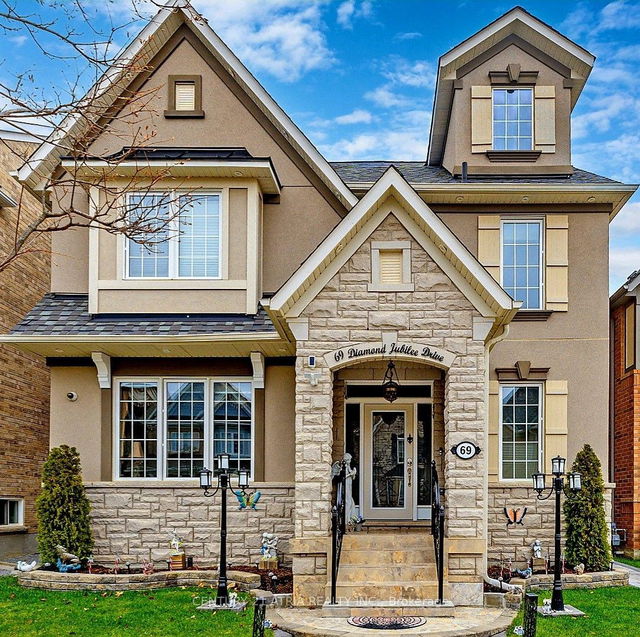 69 Diamond Jubilee Drive