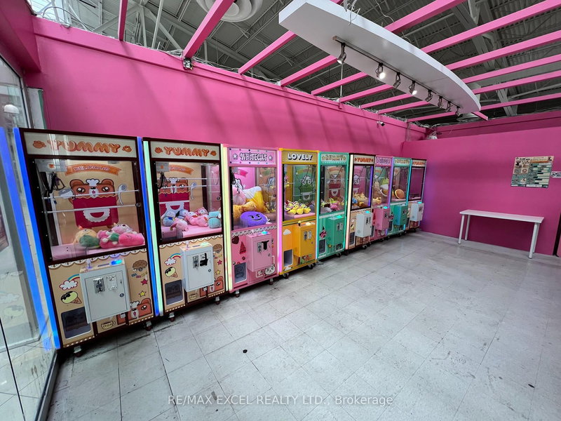 B7 - 4300 Steeles Ave E, Markham, L3R 0Y5 | Image 2