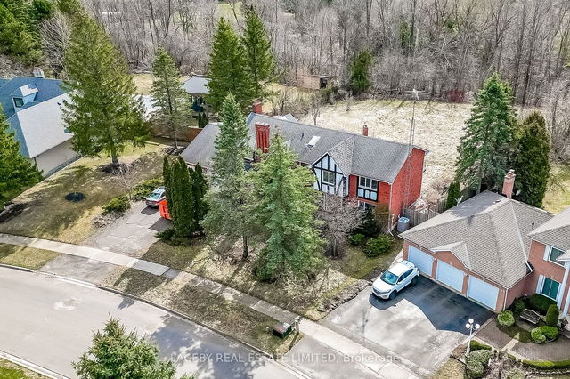 21 Humber Valley Crescent