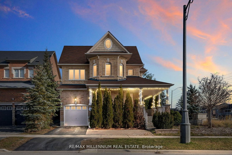 1 Lourakis St, Richmond Hill, L4E 0J6 | Image 2