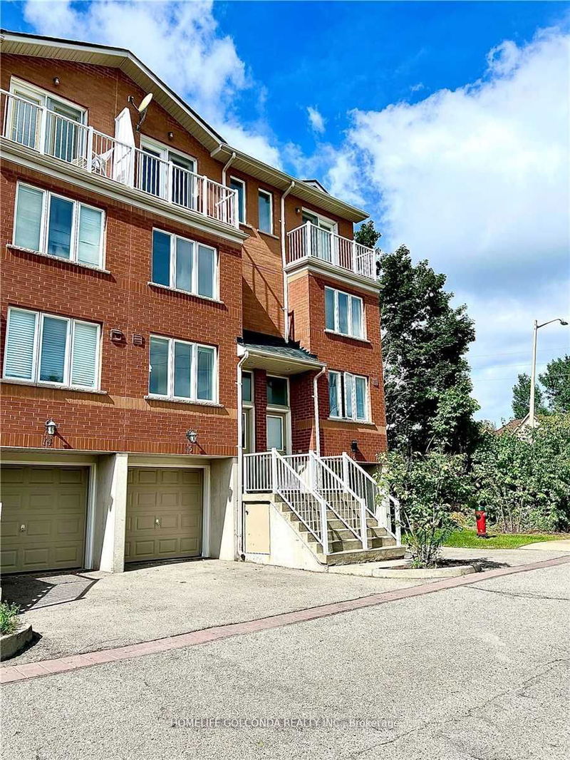 home for lease on 15-21 Elgin Mills Road