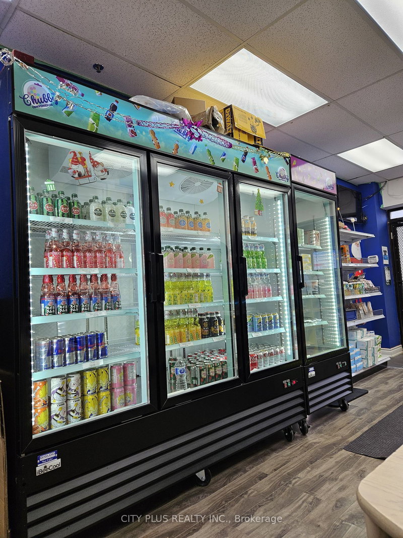 12 - 9688 Leslie St, Richmond Hill, L4B 4C4 | Image 3