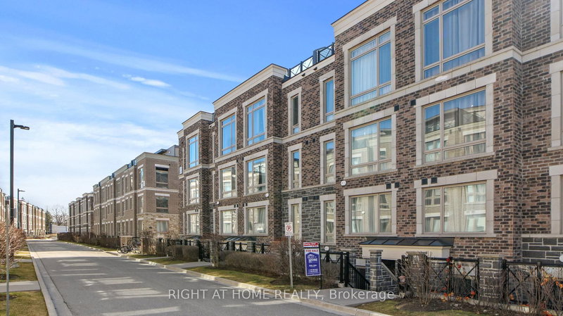 1205 - 11 Dunsheath Way, Markham, L6B 1N3 | Image 2