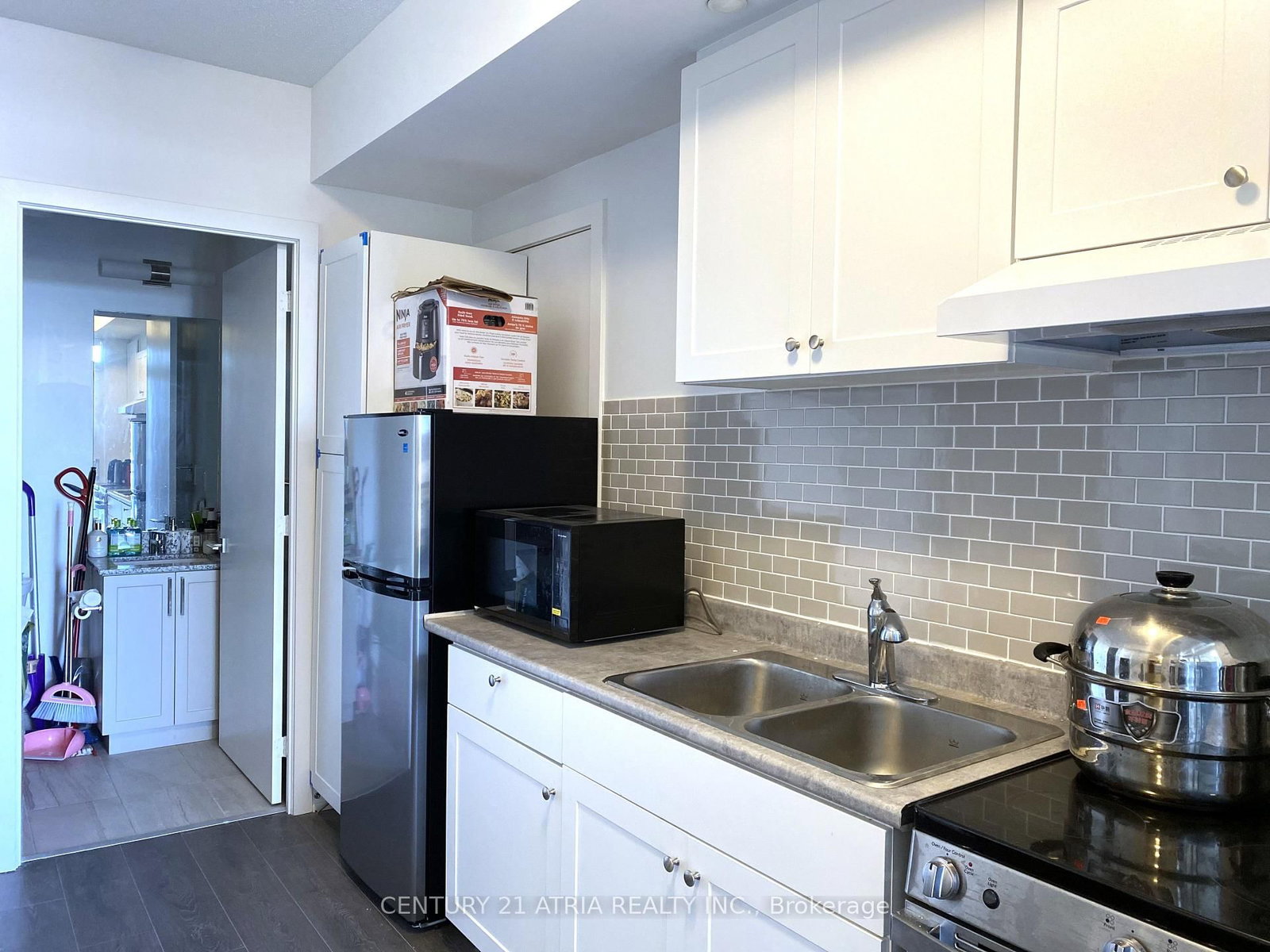 278 Buchanan Drive, Unit 530Eb - Photo 10