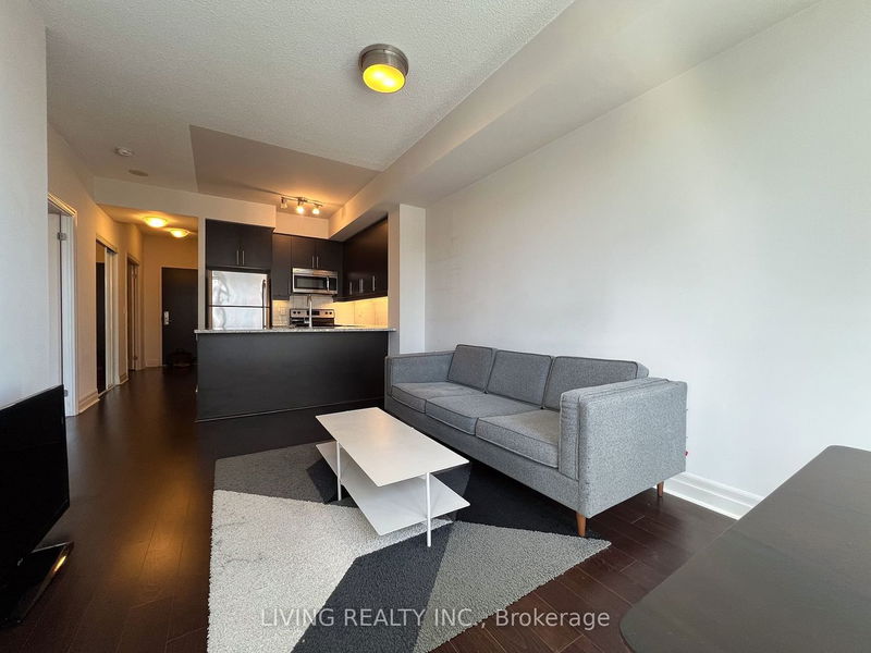 home for lease on 805-8130 Birchmount Road