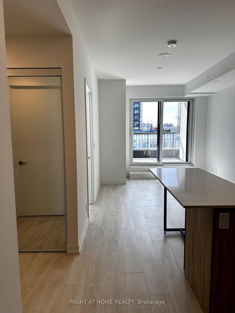 320 - 7950 Bathurst St W, Vaughan, L4J 0L4 | Image 3