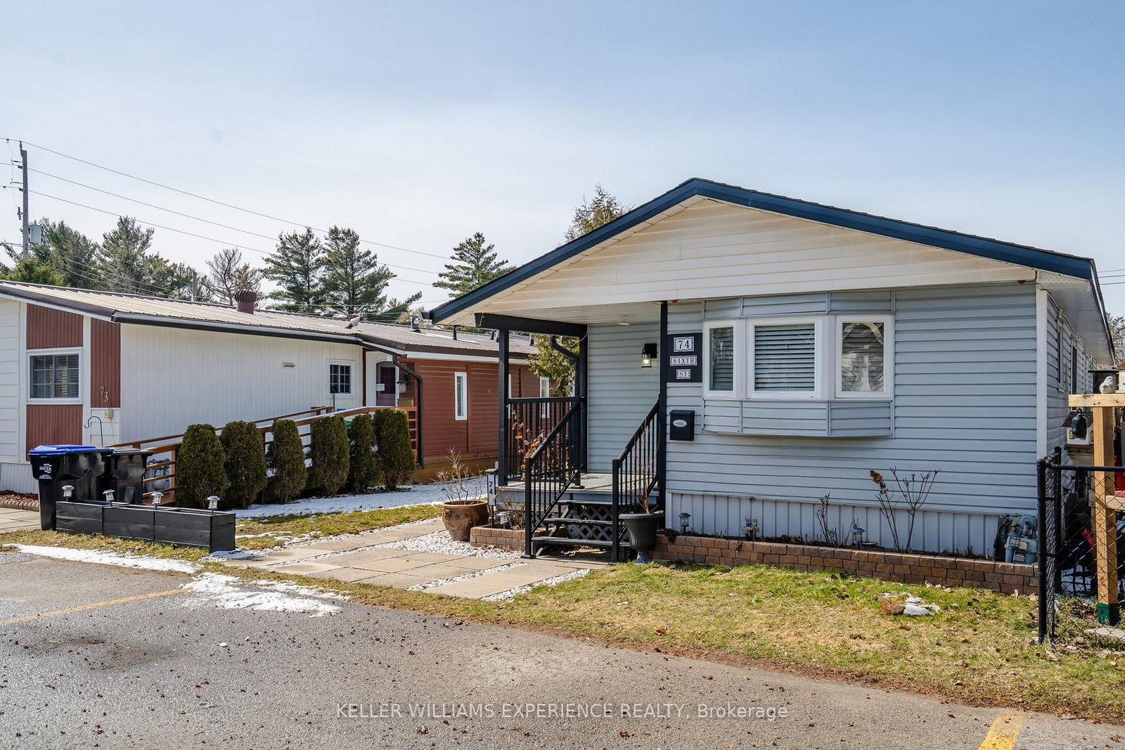 Listing Image 3