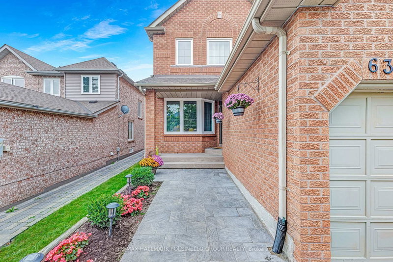 63 Beechbrooke Way, Aurora, L4G 6N7 | Image 2