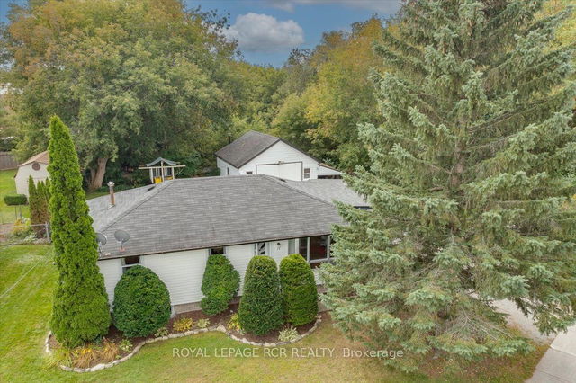 15 Riverglen Drive