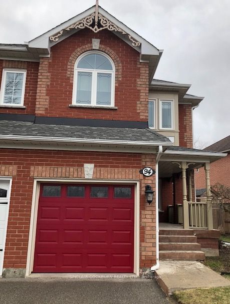 94 Woodroof Crescent