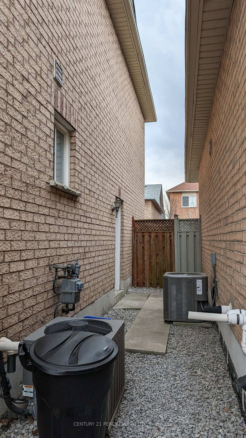 bsmt - 56 Wilcox Rd, Vaughan, L6A 3R6 | Image 2
