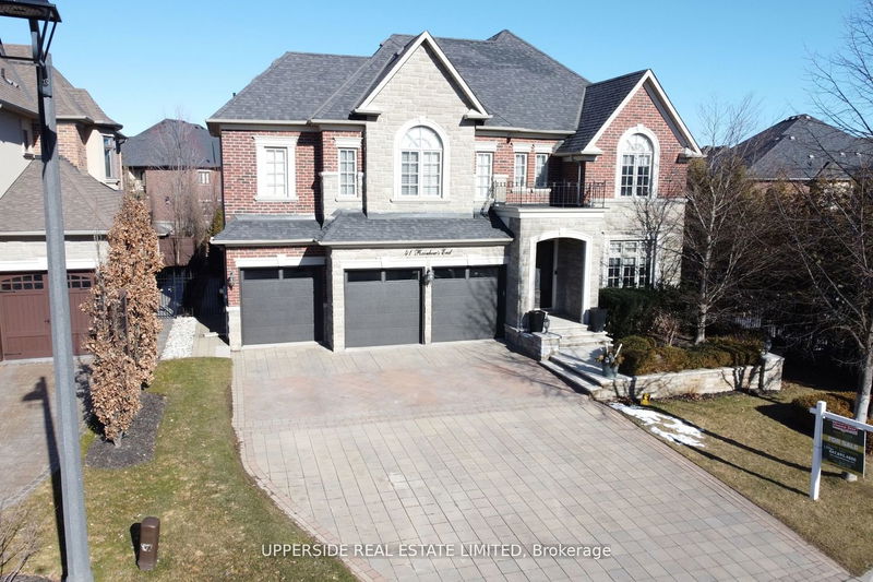 home for sale on 41 Rainbow's End