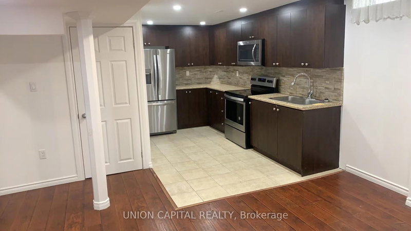 Bsmt - 21 Natanya Blvd, Georgina, L4P 3R6 | Image 2