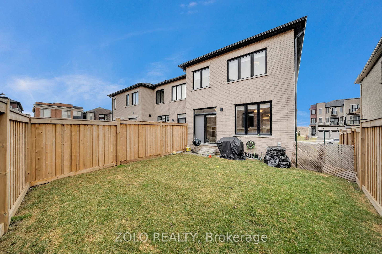 Listing Image 32