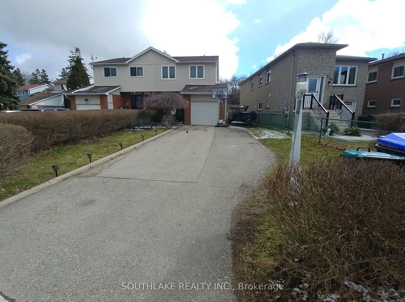 home for sale on 305 Maplegrove Avenue