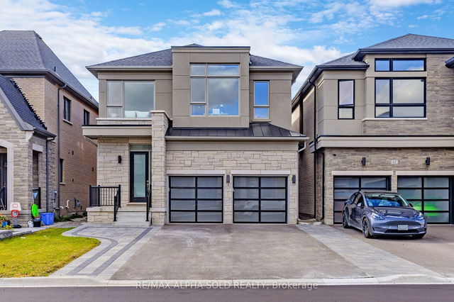 60 Brookfam Street