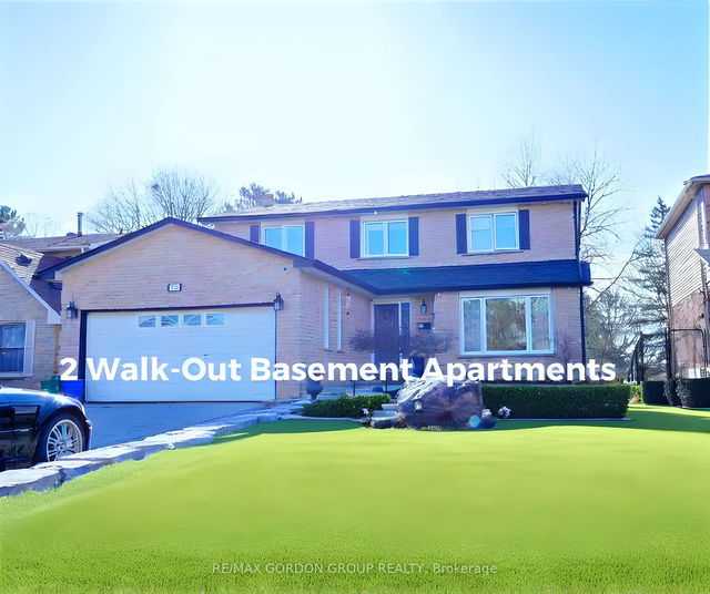 855 Arnold Crescent