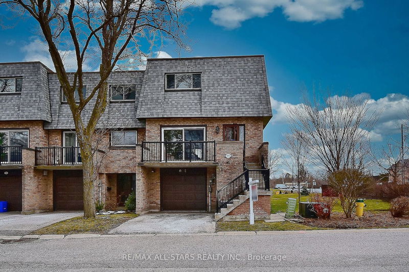 home for sale on 50-1 Woodglen Way
