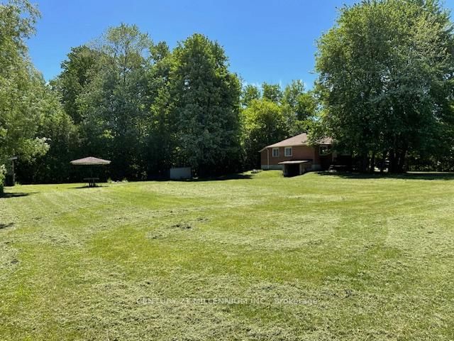 1027 Chapman St, Innisfil, L0L 1W0 | Image 2