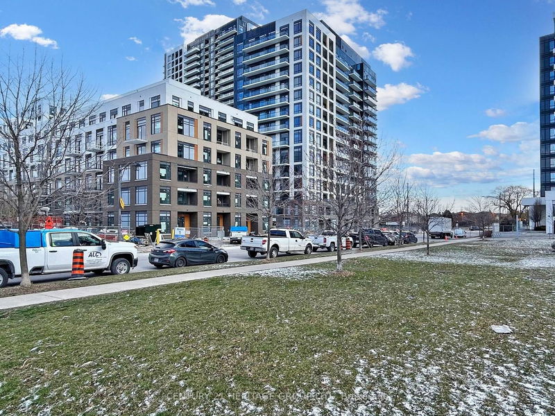 home for sale on 510-7950 Bathurst Street