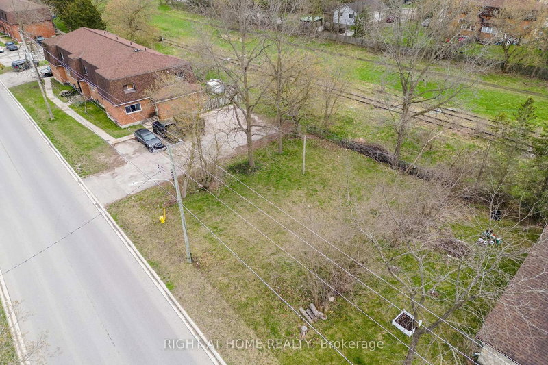 98 King St, Essa, L0M 1B0 | Image 2