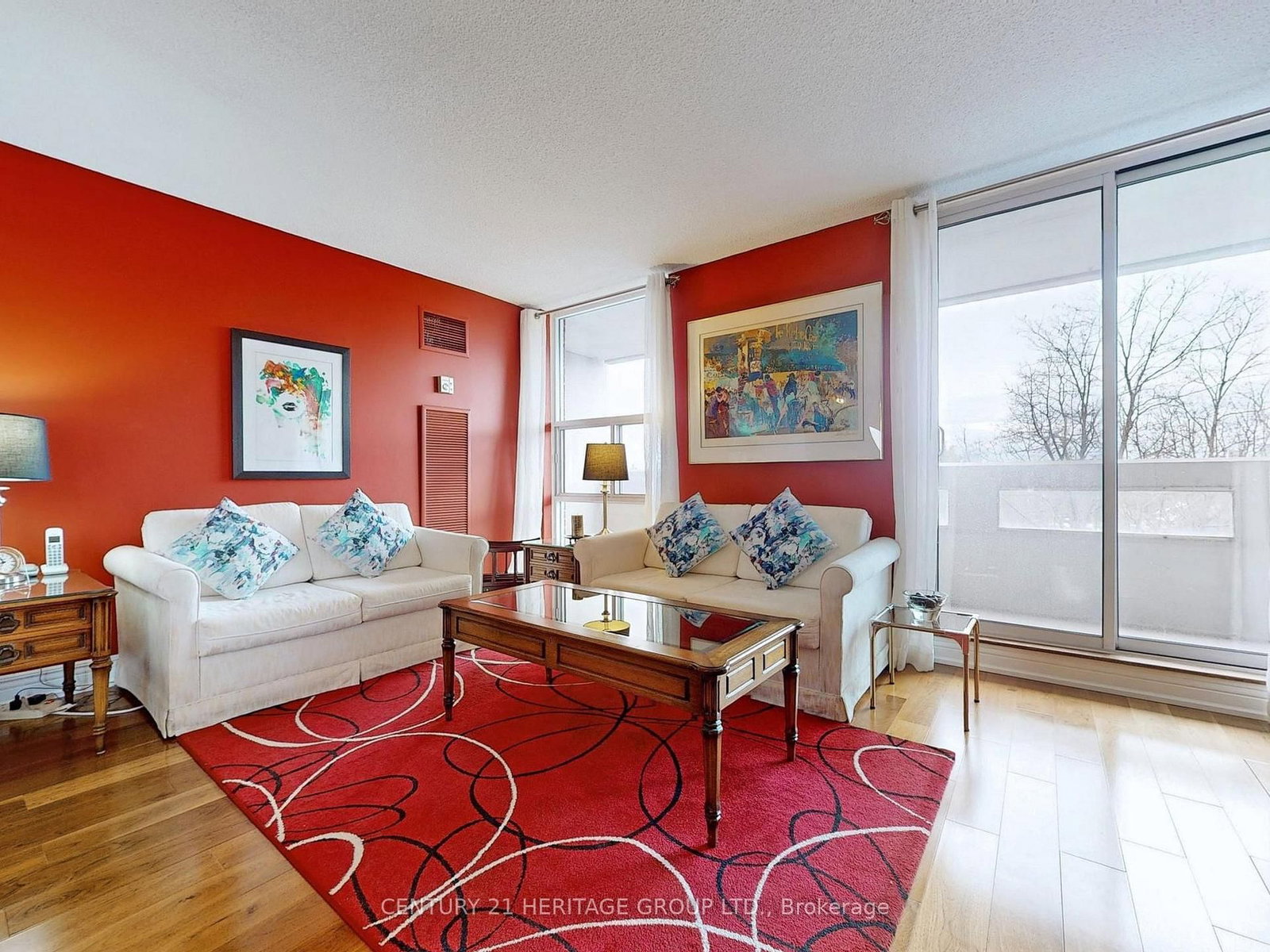 Listing Image 7
