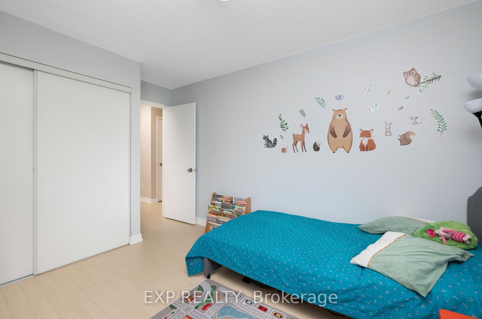 Listing Image 14