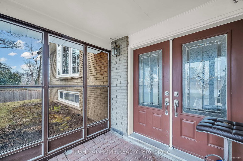 19200 2nd Concession Rd N, East Gwillimbury, L9N 0H3 | Image 3