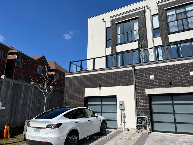 1655 Bur Oak Ave, Markham, L6E 0H8 | Image 2