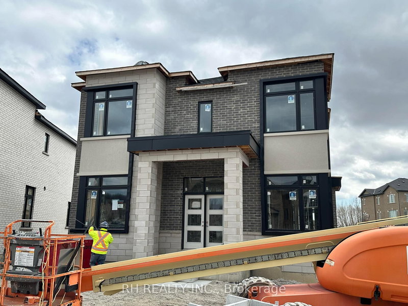 29 Golden Fern St, Markham, L6B 0V5 | Image 2