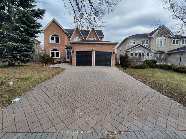 15 Mary Elizabeth Crescent