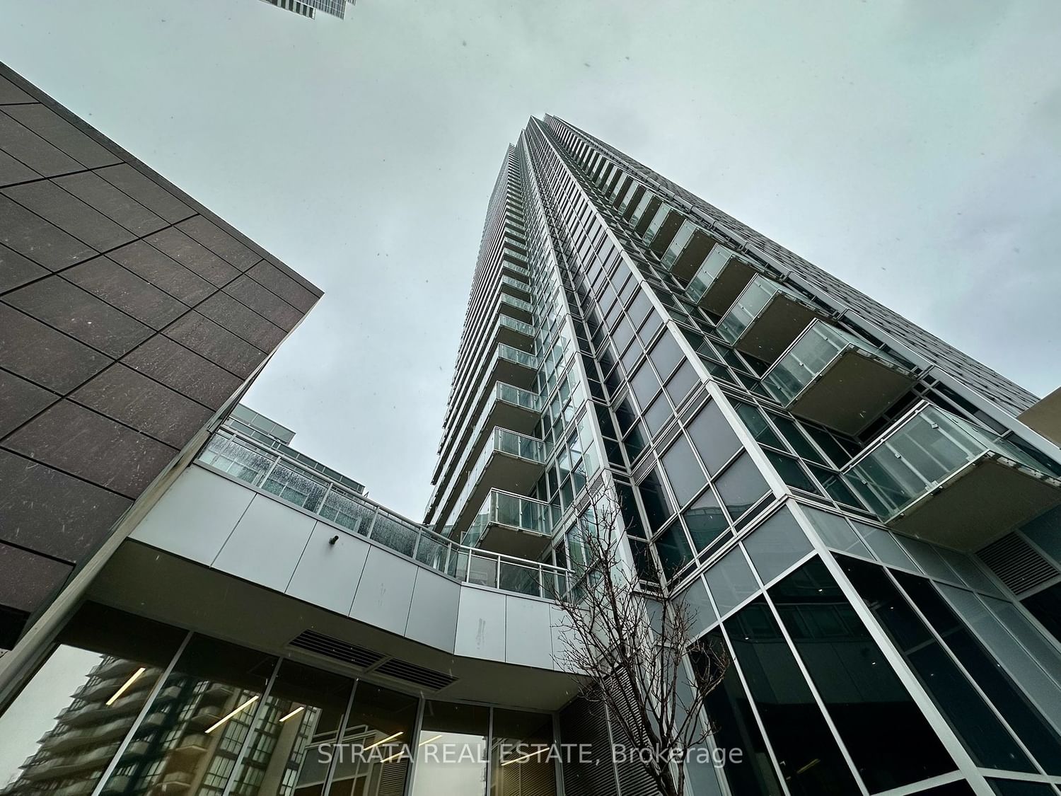 Condo leased at 2406-2908 Highway 7, Vaughan, Vaughan Corporate Centre, L4K 0K5 - MLS: N8186844