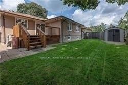 Unit Unit B — 446 Taylor Mills Dr, Richmond Hill - Crosby image-0-1