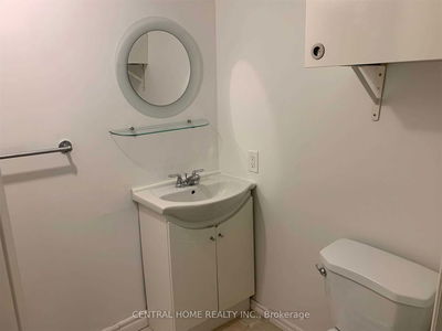 Unit Unit B — 446 Taylor Mills Dr, Richmond Hill - Crosby image-0-4