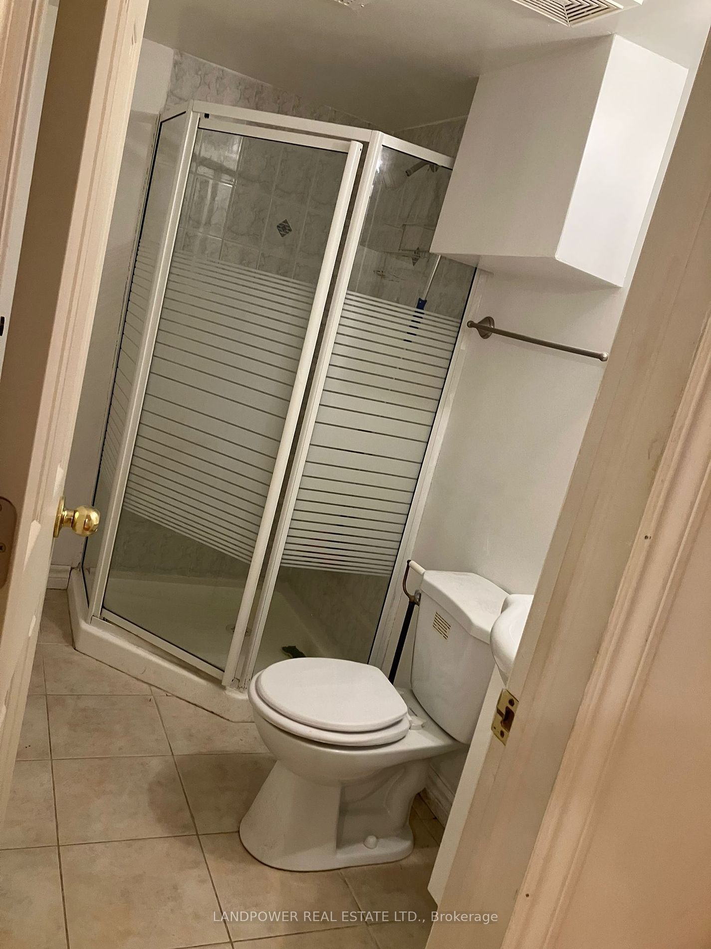 BSMT A - 29 Sandy Point Drive S, Richmond Hill 4