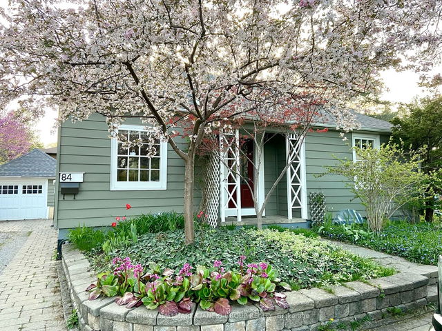 84 Main Street