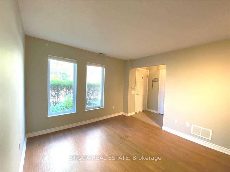 home for lease on 714-900 Steeles Avenue W