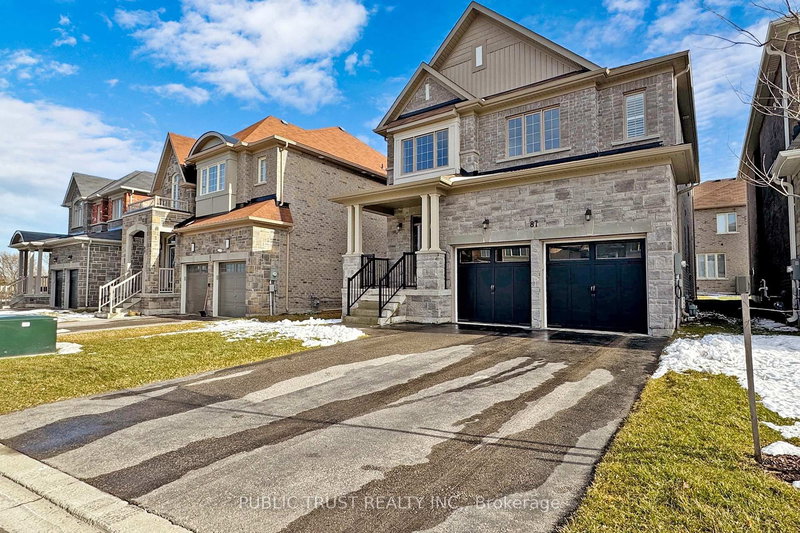 87 Robb Thompson Rd, East Gwillimbury, L0G 1M0 | Image 2