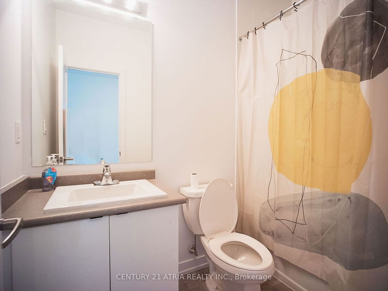 home for lease on 1 Sugarberry Avenue