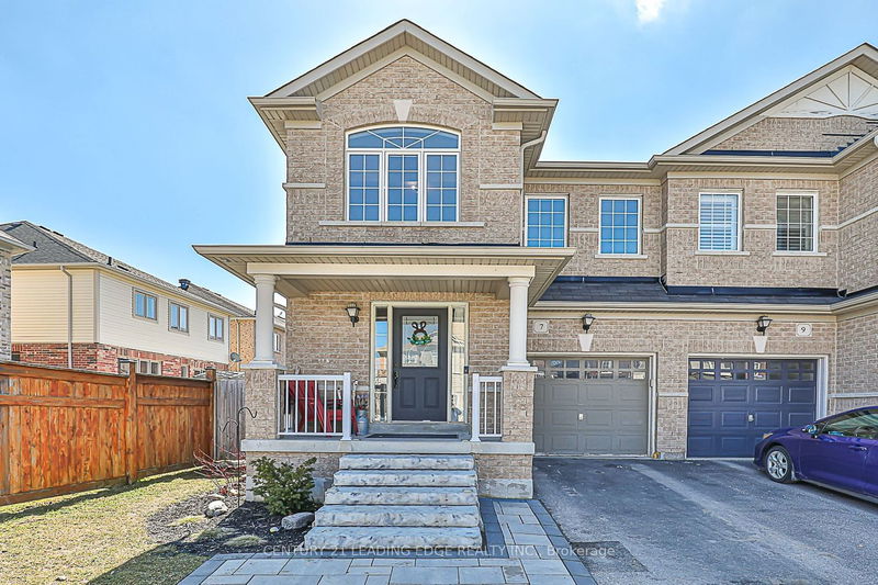 home for sale on 7 Daws Hare Crescent