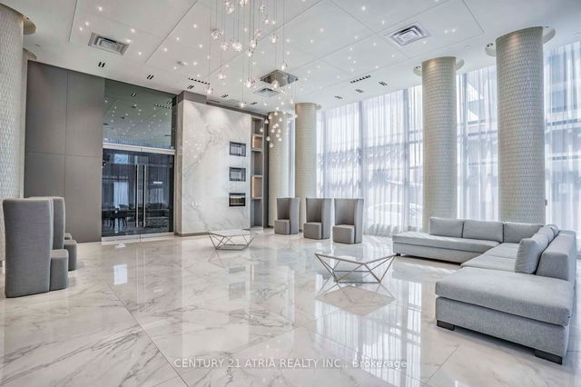 1108 - 75 oneida Crescent