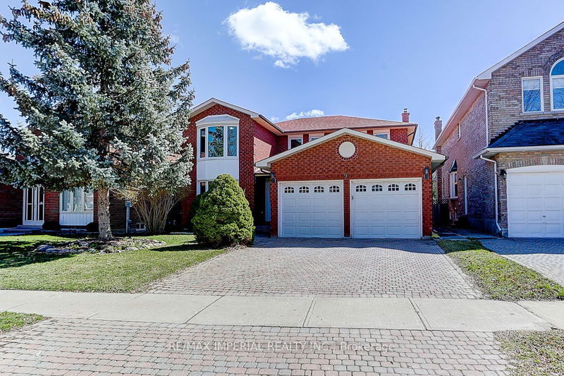 home for lease on 9 Lisa Crescent