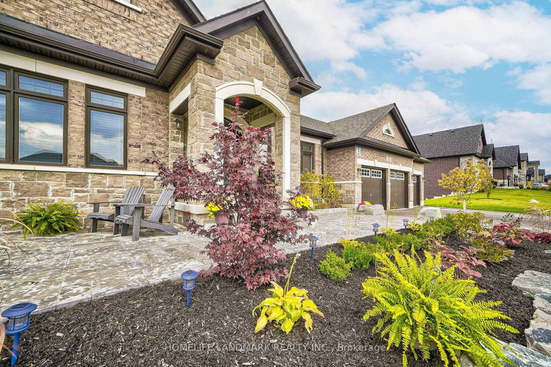 22 Stewart Cres, Essa, L0L 2N0 | Image 2