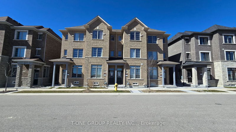 home for lease on 32 Harvest Field Road