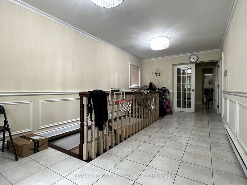 home for sale on 37 Aberfeldy Crescent W